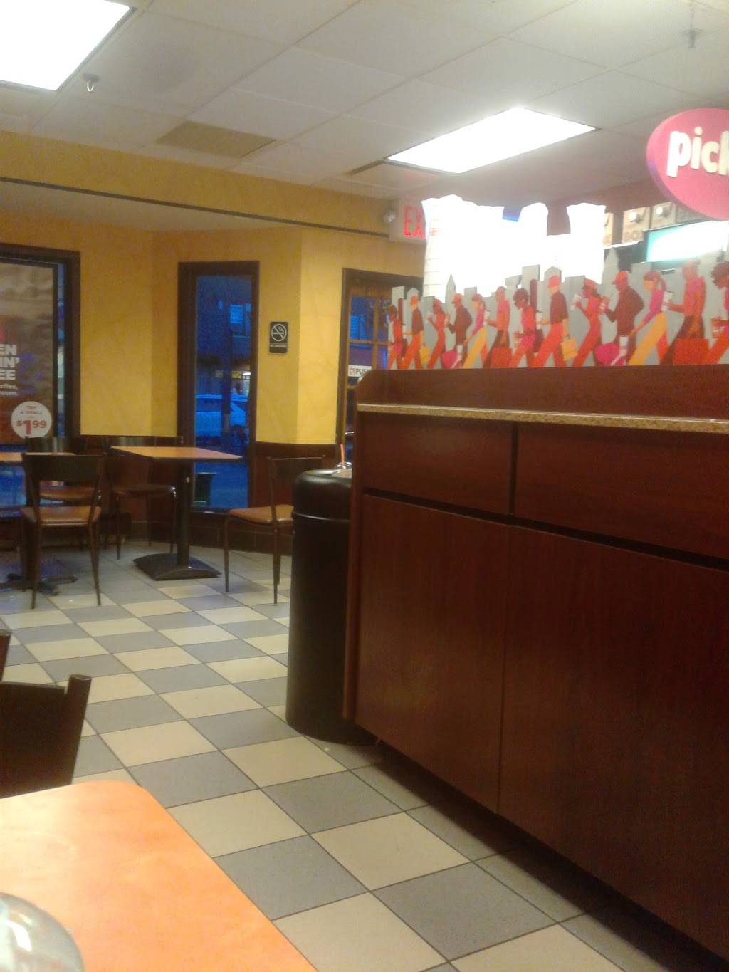 Dunkin Donuts | cafe | 35 N Station Plaza, Great Neck, NY 11021, USA | 5164872233 OR +1 516-487-2233