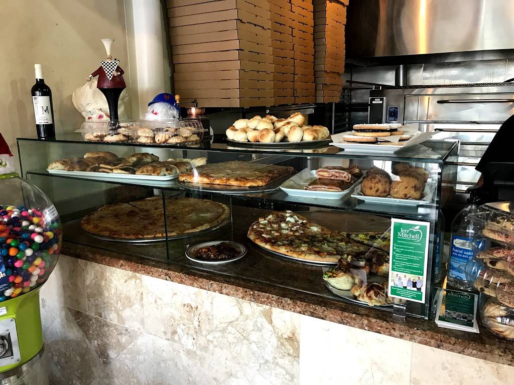 Altavilla Pizza and Trattoria | restaurant | 7550 Mission Hills Dr, Naples, FL 34119, USA | 2393487290 OR +1 239-348-7290