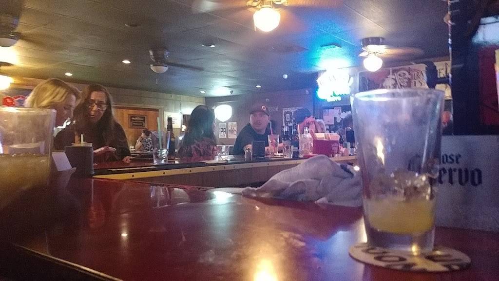 Winchesters Restaurant | restaurant | 2714 Country Club Blvd C, Stockton, CA 95204, USA | 2094671626 OR +1 209-467-1626