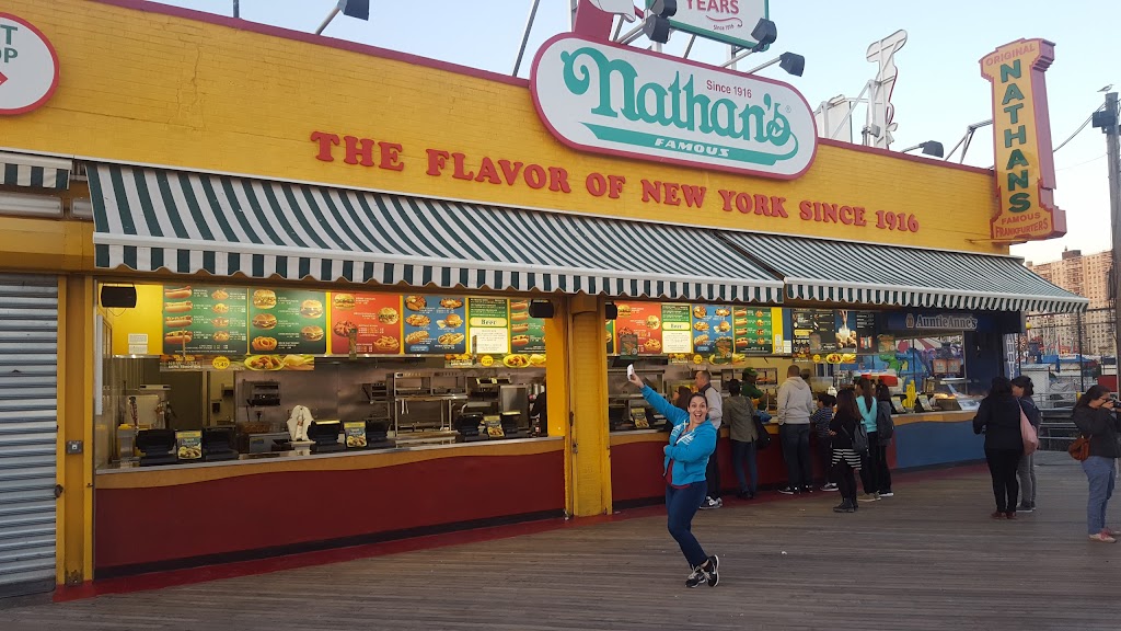 Nathans Famous, Coney Island Boardwalk | restaurant | 1205 Boardwalk W, Brooklyn, NY 11224, USA | 7187147207 OR +1 718-714-7207