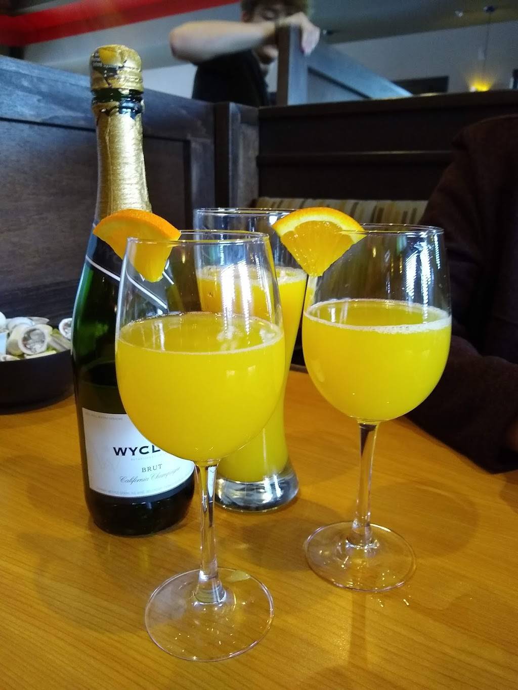 Broadway Grill | restaurant | 453 S Broadway St, Lake Orion, MI 48362, USA | 2486909141 OR +1 248-690-9141