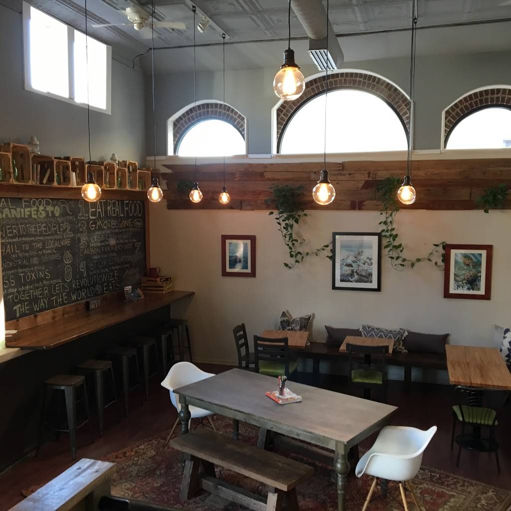 Roots Organic Juice Café | restaurant | 108 E Lincolnway, Valparaiso, IN 46383, USA | 2195100002 OR +1 219-510-0002