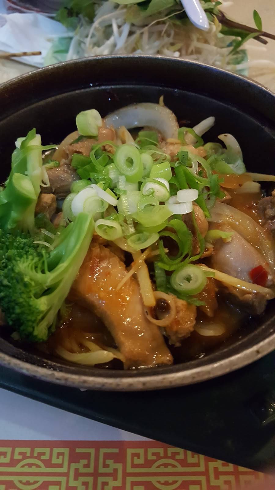 Taste of Vietnam Restaurant | restaurant | 46005 Regal Plaza # 110, Sterling, VA 20165, USA | 7034339543 OR +1 703-433-9543