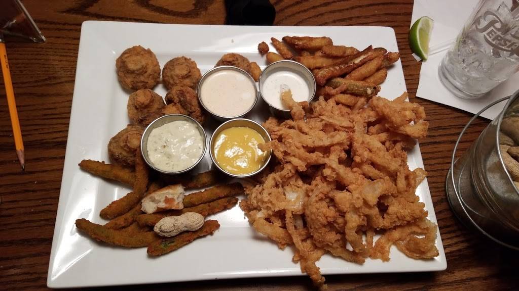 Texas T-bone Steakhouse | restaurant | 1419 E 11th Ave, Hutchinson, KS 67501, USA | 6206640017 OR +1 620-664-0017