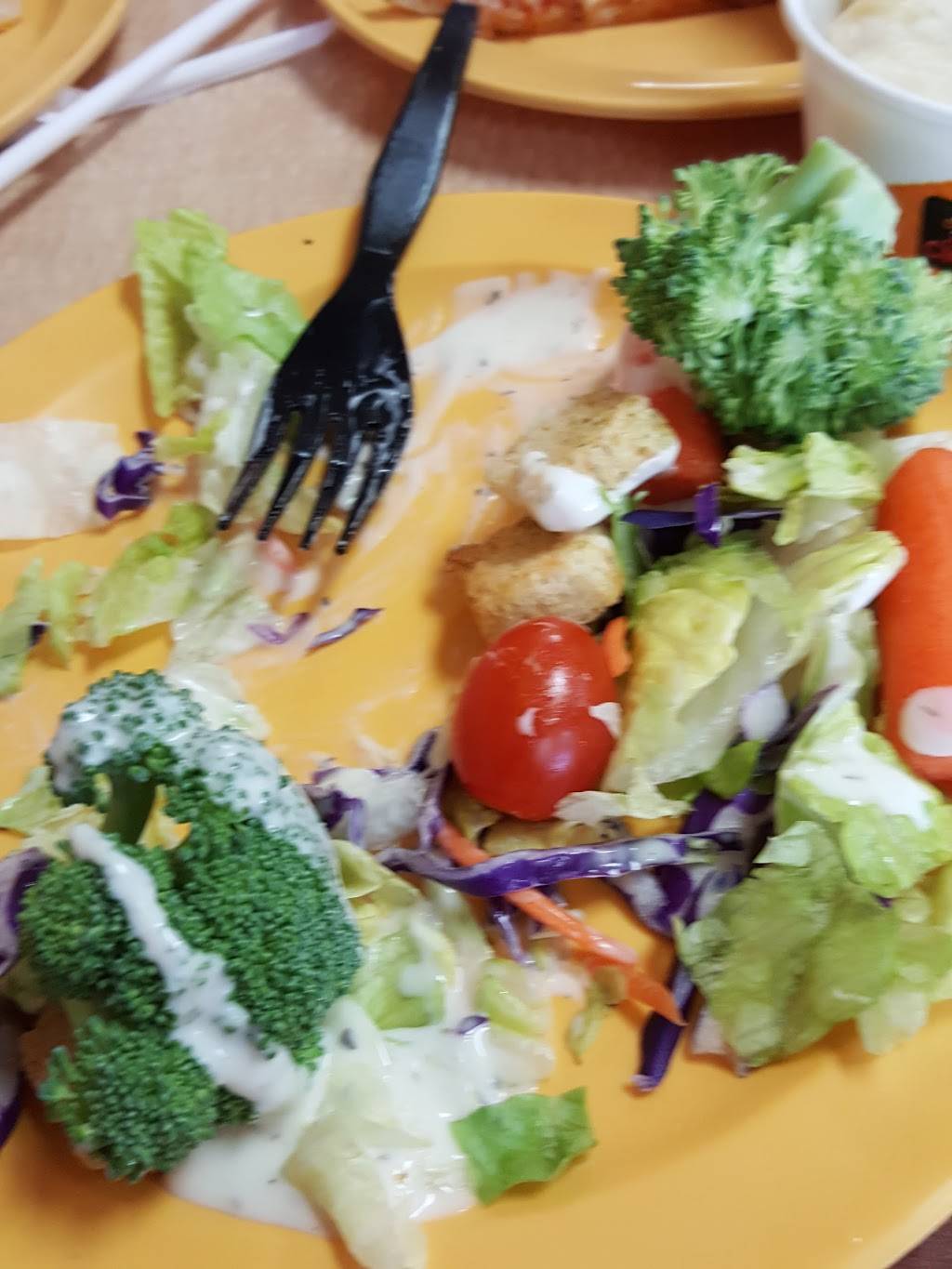 Cicis | restaurant | 4398 Dallas Fort Worth Turnpike Ste 102, Dallas, TX 75211, USA | 2143376624 OR +1 214-337-6624