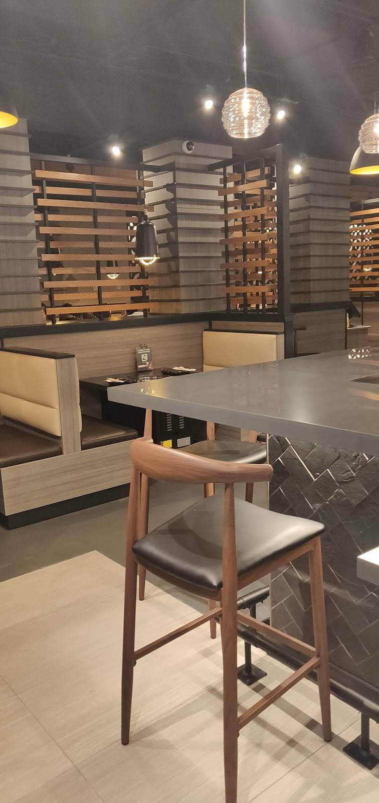 Gyu-Kaku Japanese BBQ | restaurant | 47 E Chicago Ave #108, Naperville, IL 60540, USA | 6305368270 OR +1 630-536-8270