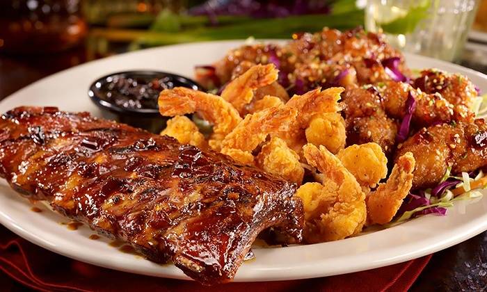 TGI Fridays | restaurant | 6840 Northlake Mall Dr, Charlotte, NC 28269, USA | 7045962869 OR +1 704-596-2869