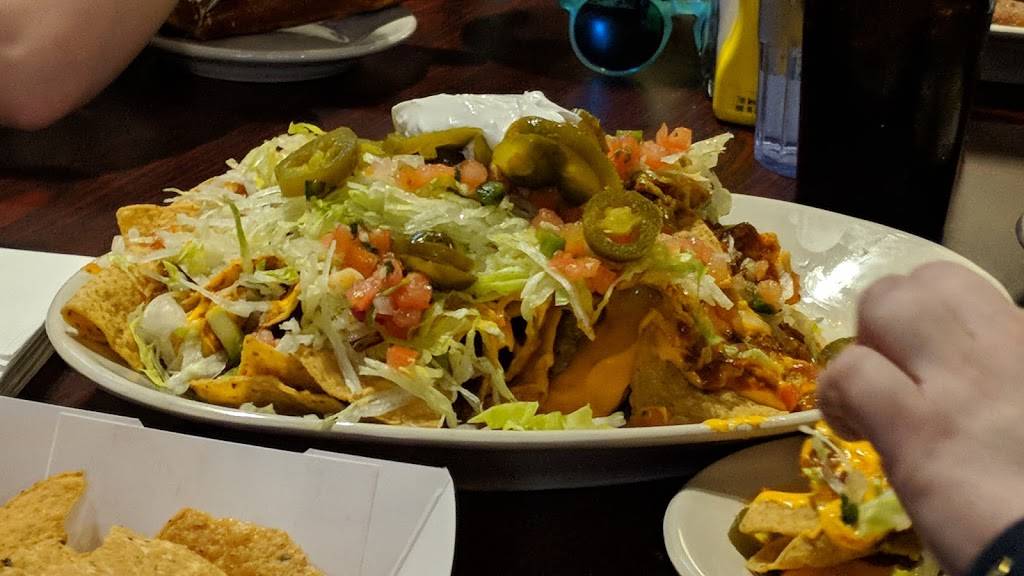 McBrides North | restaurant | 2340 S Eola Rd, Aurora, IL 60503, USA | 6306929606 OR +1 630-692-9606