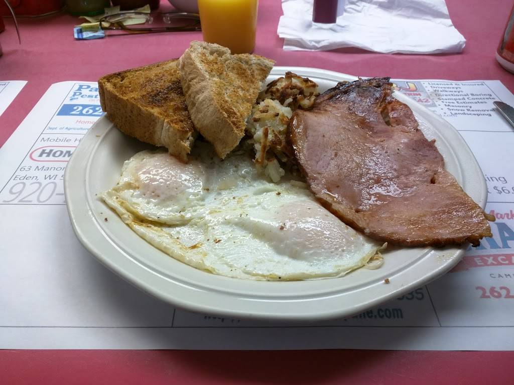 Fussy Feebies | restaurant | 153 E Main St, Campbellsport, WI 53010, USA | 9205333640 OR +1 920-533-3640