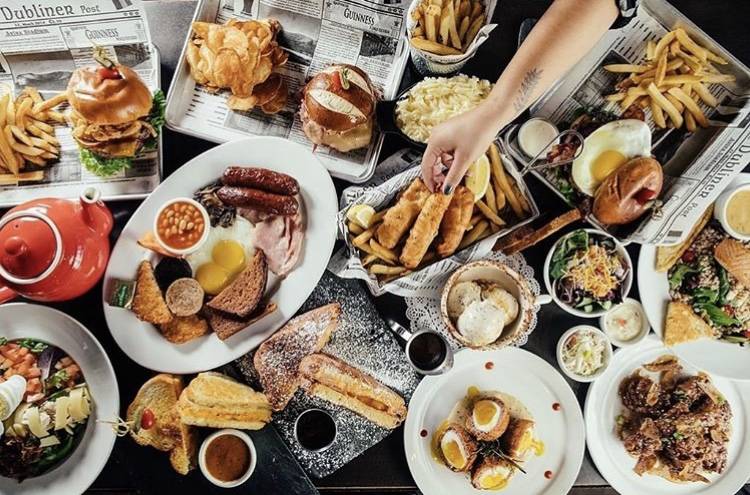 Cannons Corner Irish Pub | restaurant | 1314 W Davis St, Dallas, TX 75208, USA | 2146132777 OR +1 214-613-2777