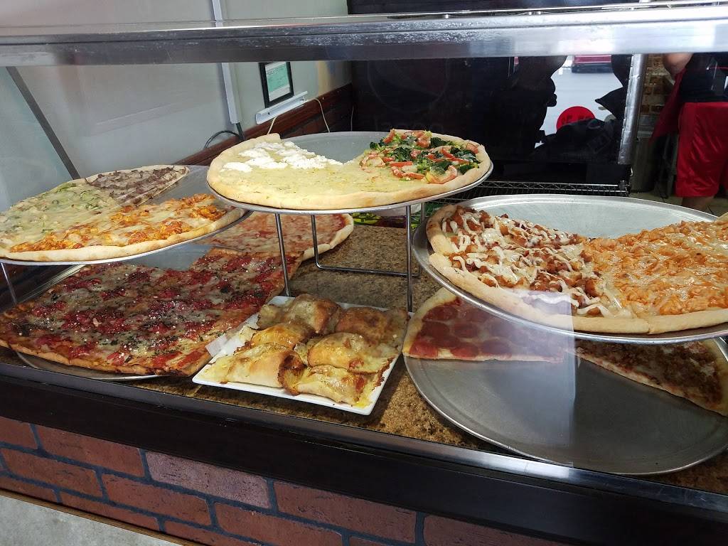 Porfirios Pizza And Pasta II | restaurant | 935 Veteran Hwy, Levittown, PA 19056, USA | 2157572700 OR +1 215-757-2700