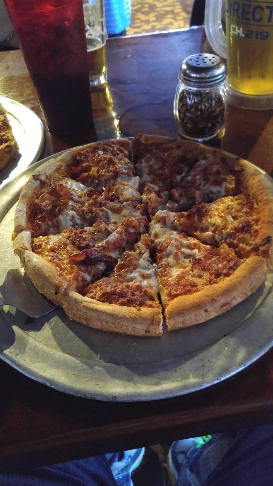 The Long Bar Pub & Grill | restaurant | 4701 Normandy Dr, Tampa, FL 33615, USA | 8138909059 OR +1 813-890-9059