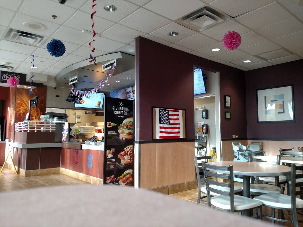McDonalds | cafe | 451 N Harvey Mitchell Pkwy, Bryan, TX 77807, USA | 9798232150 OR +1 979-823-2150