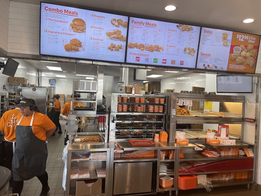 Popeyes Louisiana Kitchen | restaurant | 2511 W Main St, Artesia, NM 88210, USA | 5752435200 OR +1 575-243-5200