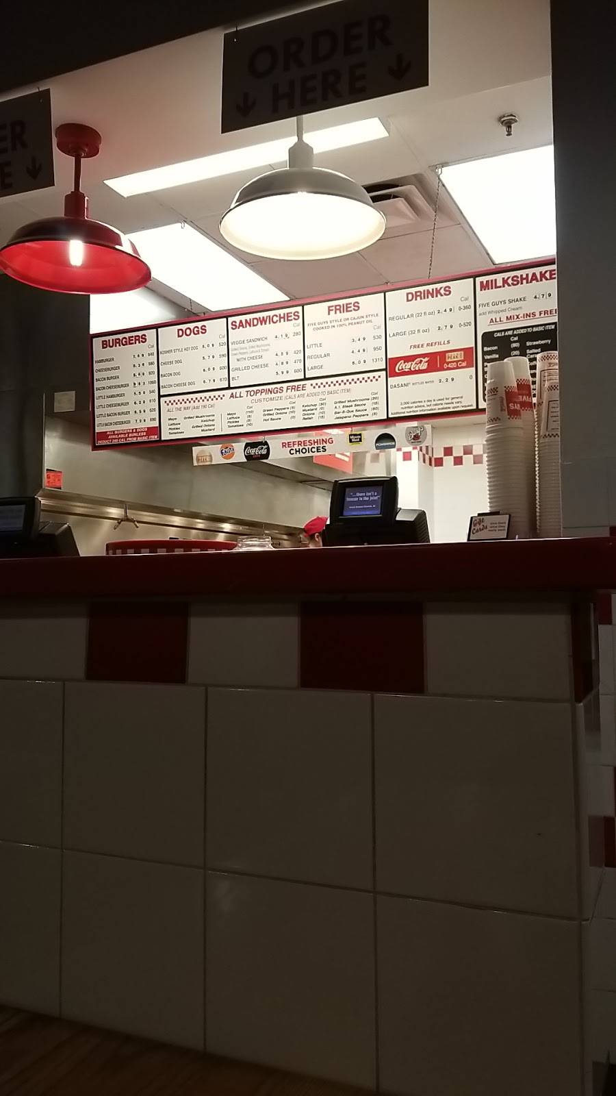 Five Guys | meal takeaway | 130 Gibbs St, Rockville, MD 20850, USA | 3017623500 OR +1 301-762-3500