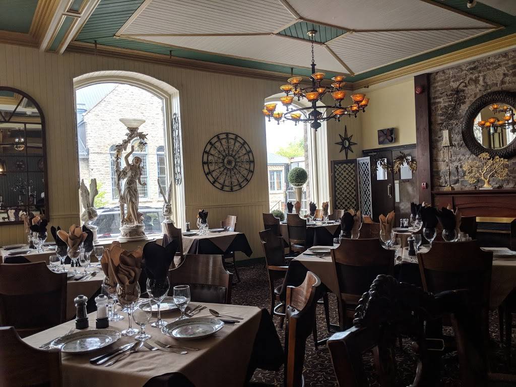 Baldachin Inn | restaurant | 111 St Lawrence St, Merrickville, ON K0G 1N0, Canada | 3439250229 OR +1 343-925-0229