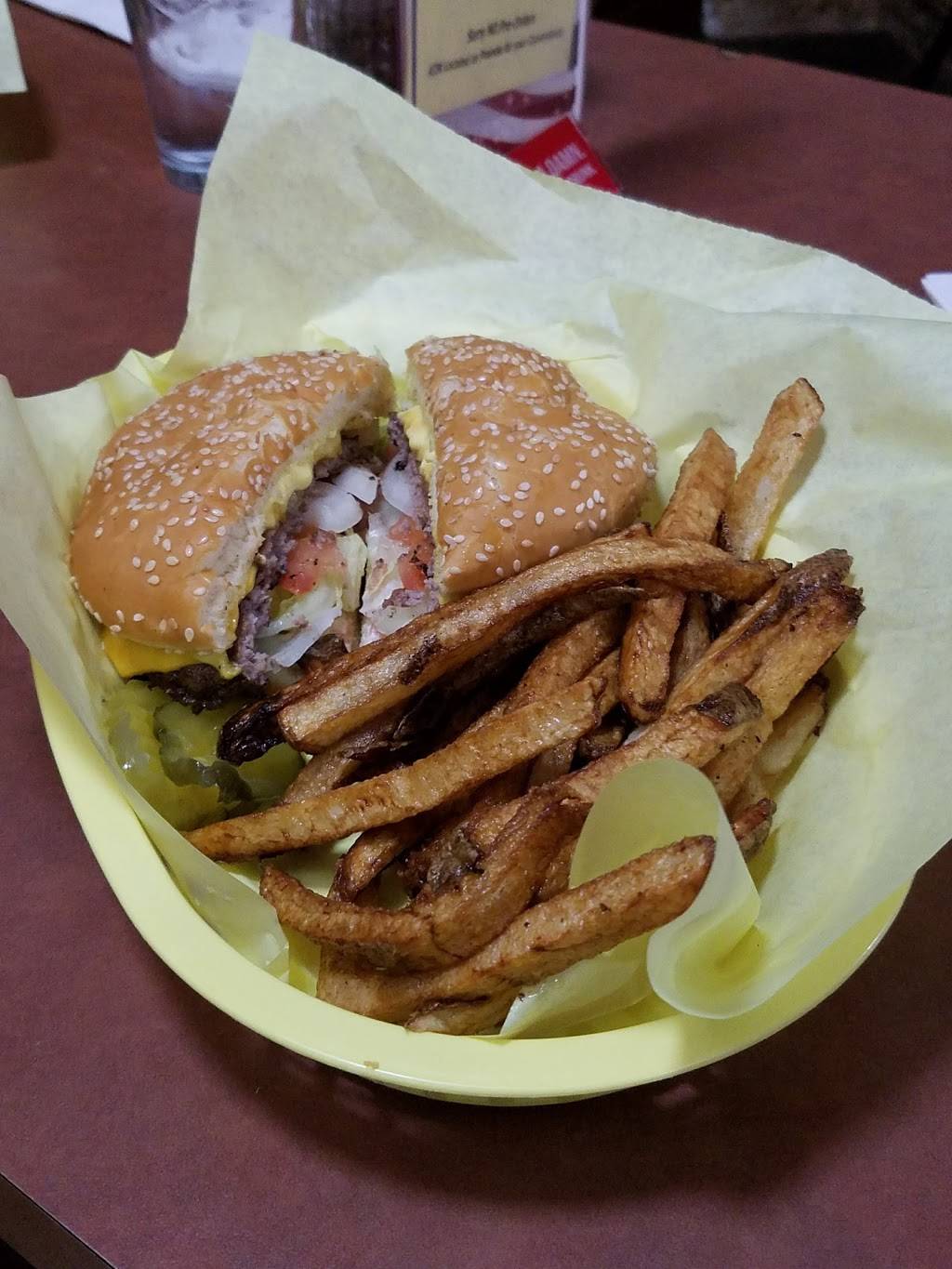 Stanichs | restaurant | 4915 NE Fremont St, Portland, OR 97213, USA | 5032812322 OR +1 503-281-2322