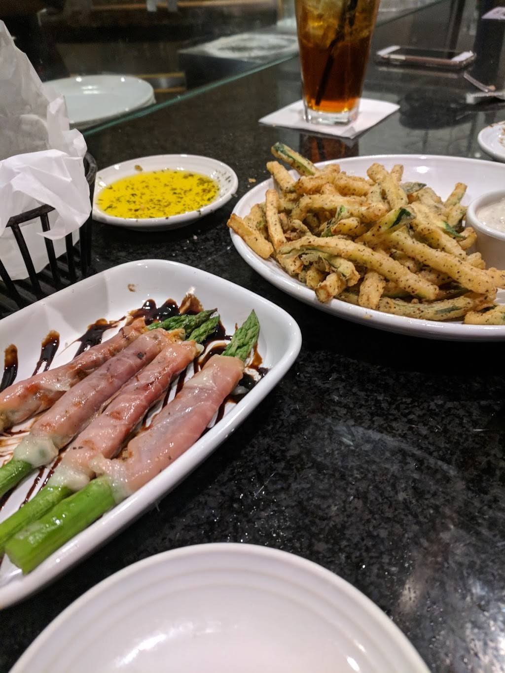 Carrabbas Italian Grill | restaurant | 370 Columbiana Dr, Columbia, SC 29212, USA | 8034071811 OR +1 803-407-1811