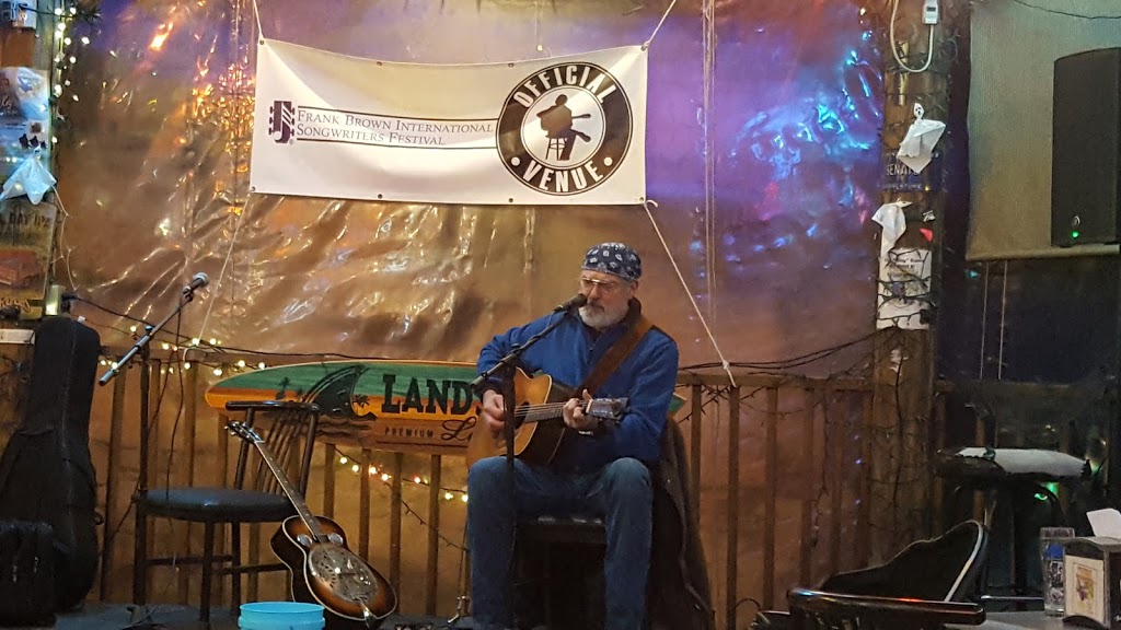 Purple Parrot Tiki Bar & Grill | restaurant | 13555 Perdido Key Dr, Pensacola, FL 32507, USA | 8504663805 OR +1 850-466-3805