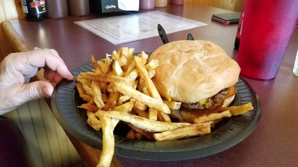 Smoke Shack BBQ | restaurant | 146 King St, Boscawen, NH 03303, USA | 6037962046 OR +1 603-796-2046