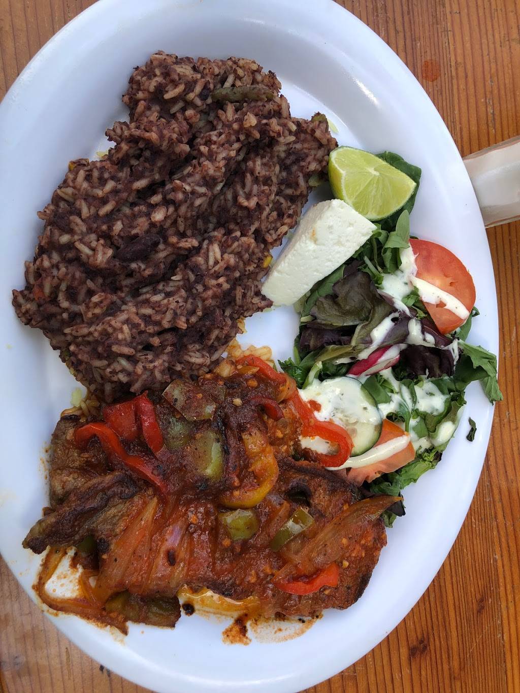 Los amigos restaurant | restaurant | 530 Valencia St, San Francisco, CA 94110, USA | 4159137273 OR +1 415-913-7273