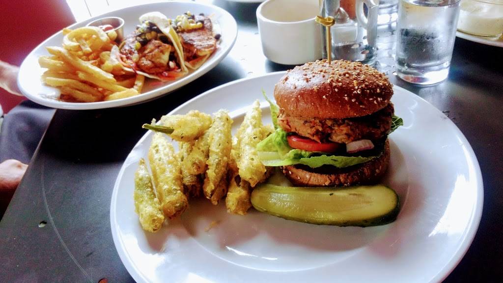 Marlows Tavern | restaurant | 745 Chastain Rd NW #1160, Kennesaw, GA 30144, USA | 7704258777 OR +1 770-425-8777