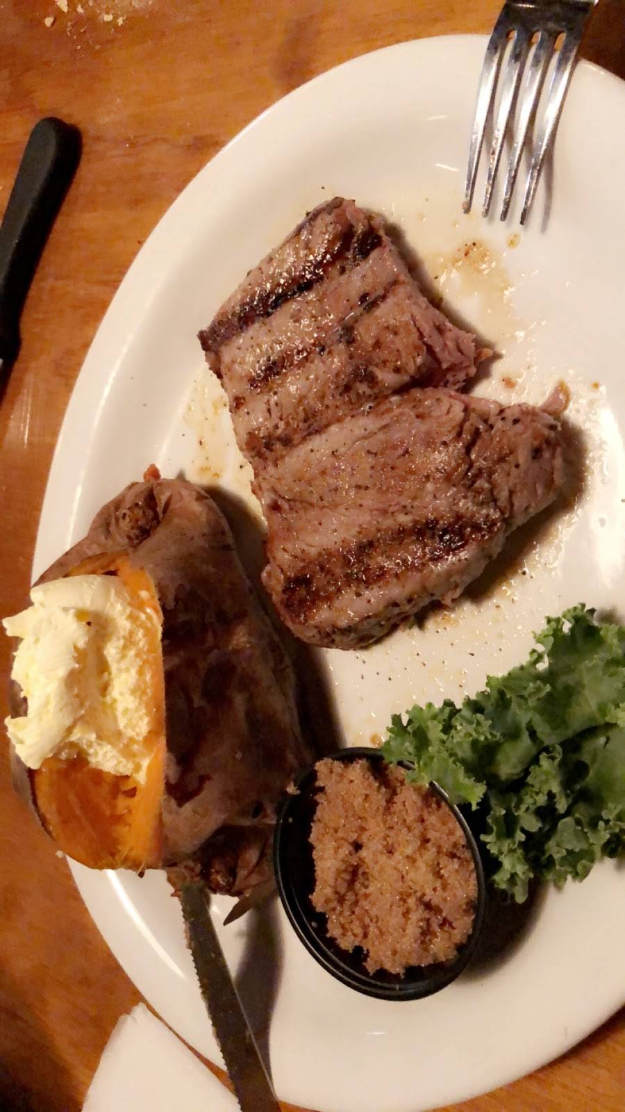 Binions Roadhouse | restaurant | 1565 4 Seasons Blvd, Hendersonville, NC 28792, USA | 8286930492 OR +1 828-693-0492