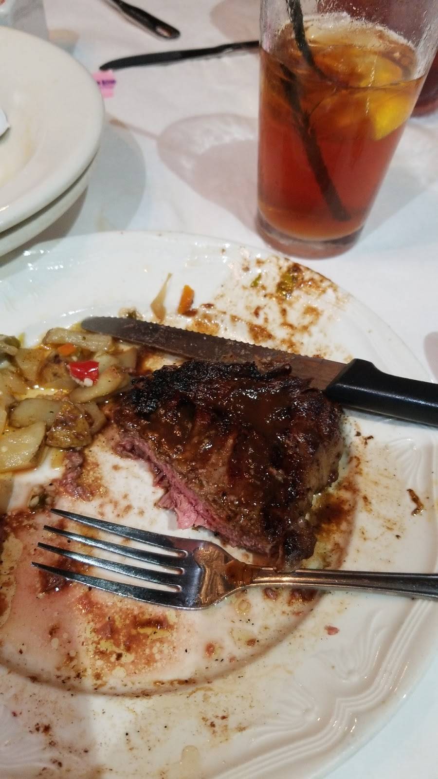 Augies Restaurant | restaurant | 6005 Jefferson Hwy, Harahan, LA 70123, USA | 5047333000 OR +1 504-733-3000