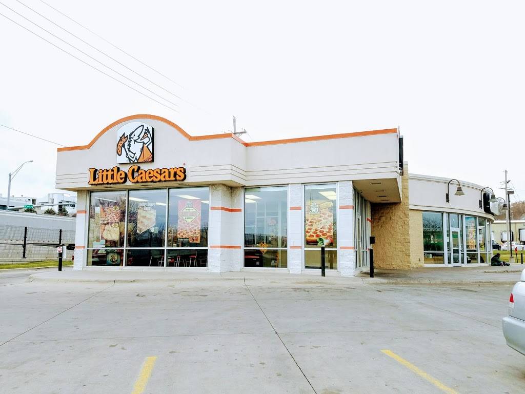 Little Caesars Pizza | meal takeaway | 2925 K St, Omaha, NE 68107, USA | 4028290444 OR +1 402-829-0444