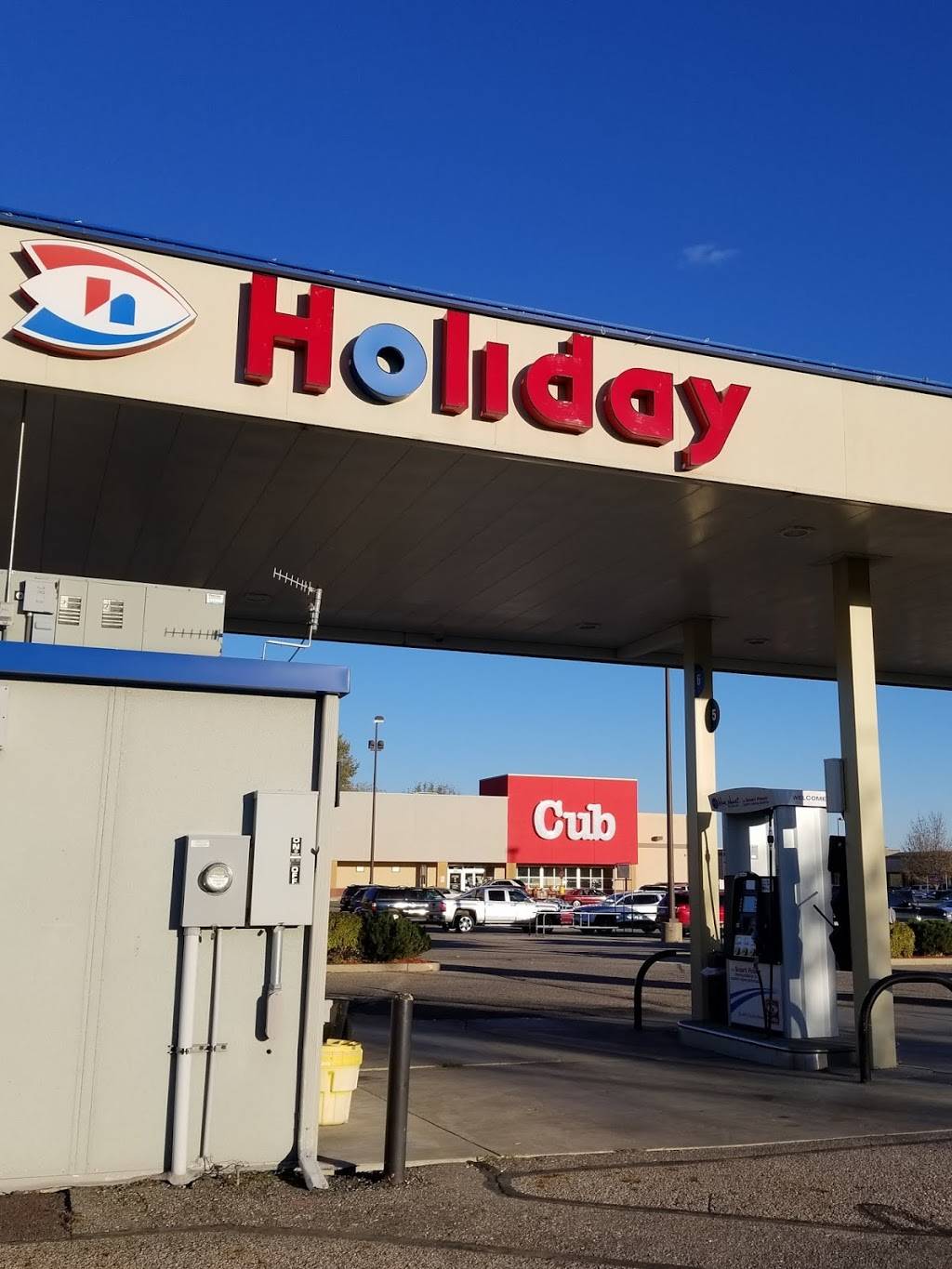 Holiday Stationstores | cafe | 2195 1st St S, Willmar, MN 56201, USA | 3202350687 OR +1 320-235-0687