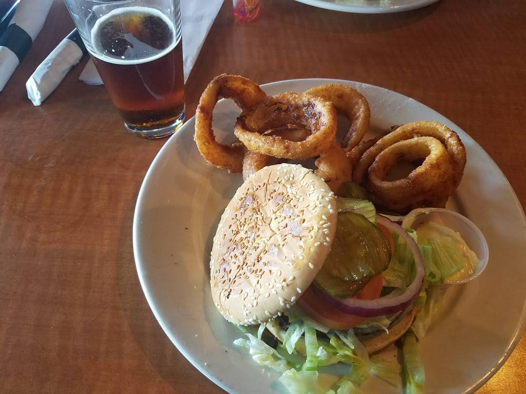 Go 4 It Sports Grill | restaurant | 10677 Northwest Hwy, Dallas, TX 75238, USA | 2142219440 OR +1 214-221-9440