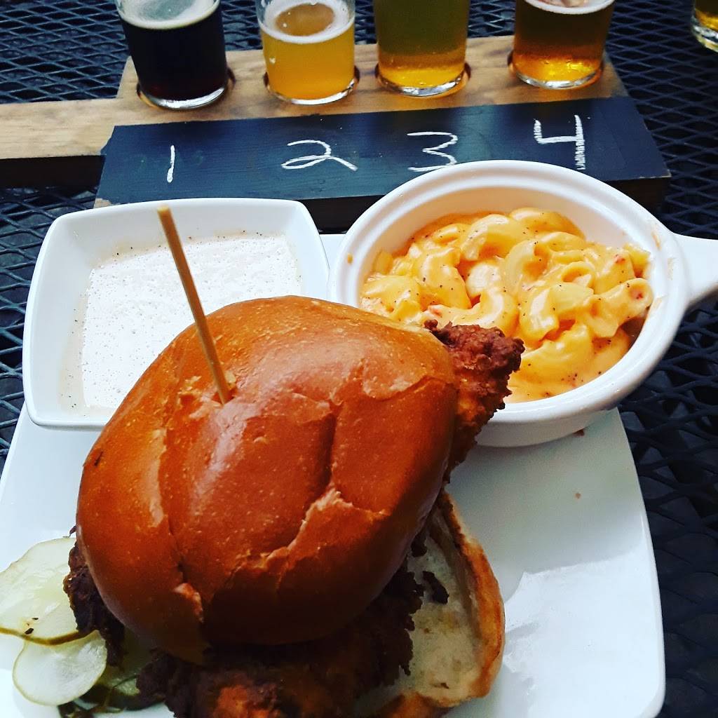 The Midway Pub | restaurant | 552 Flat Shoals Ave SE, Atlanta, GA 30316, USA | 4045840335 OR +1 404-584-0335