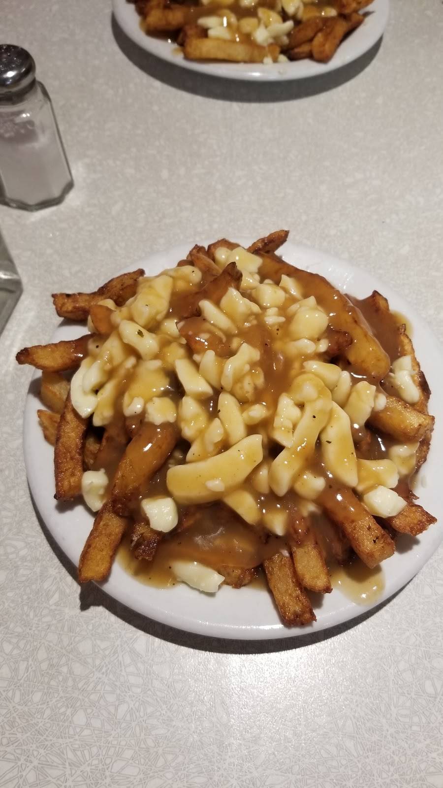 Rex Pizza | restaurant | 4811 Rue Wellington, Verdun, QC H4G 1X5, Canada | 5147683718 OR +1 514-768-3718