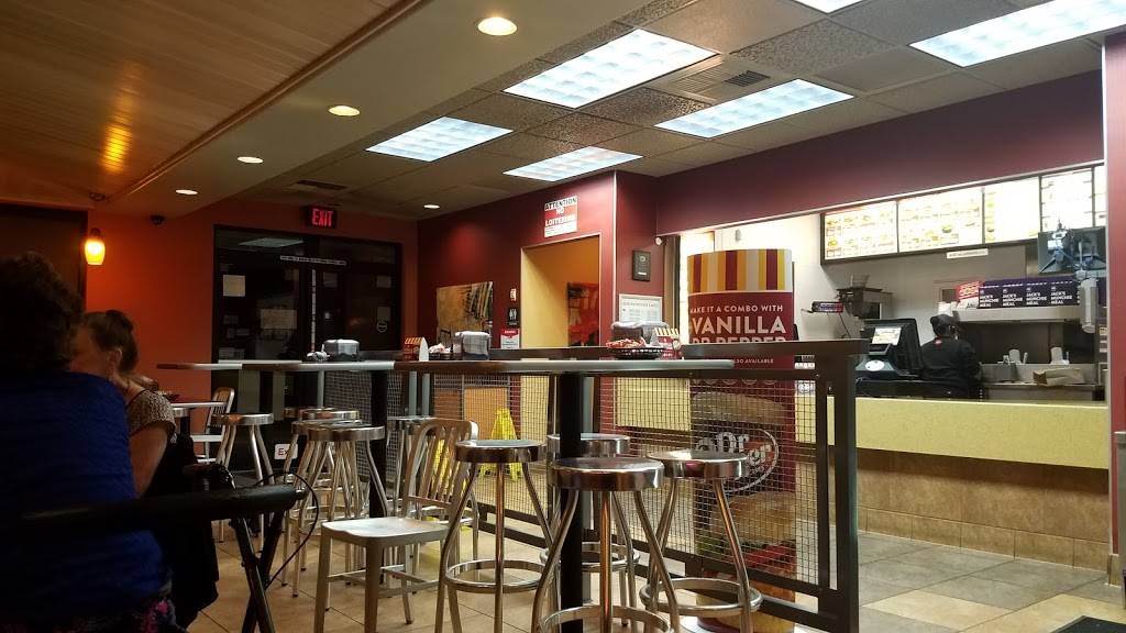 Jack in the Box | restaurant | 1579 E Los Angeles Ave, Simi Valley, CA 93065, USA | 8055201666 OR +1 805-520-1666