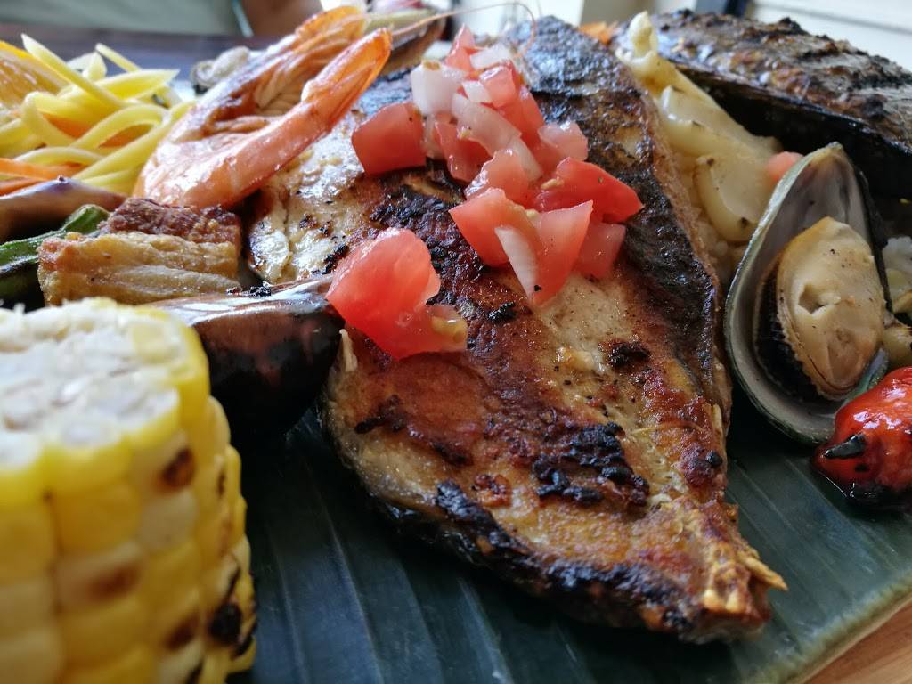 Boodle Fight | restaurant | 937 Danforth Ave, Toronto, ON M4J 1L8, Canada | 4169018460 OR +1 416-901-8460