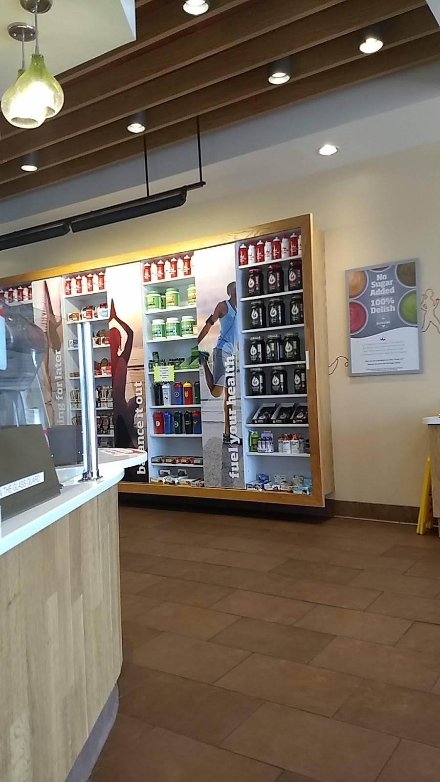 Smoothie King | restaurant | 4053, 560 Alta Mere Dr, Fort Worth, TX 76114, USA | 8177315595 OR +1 817-731-5595