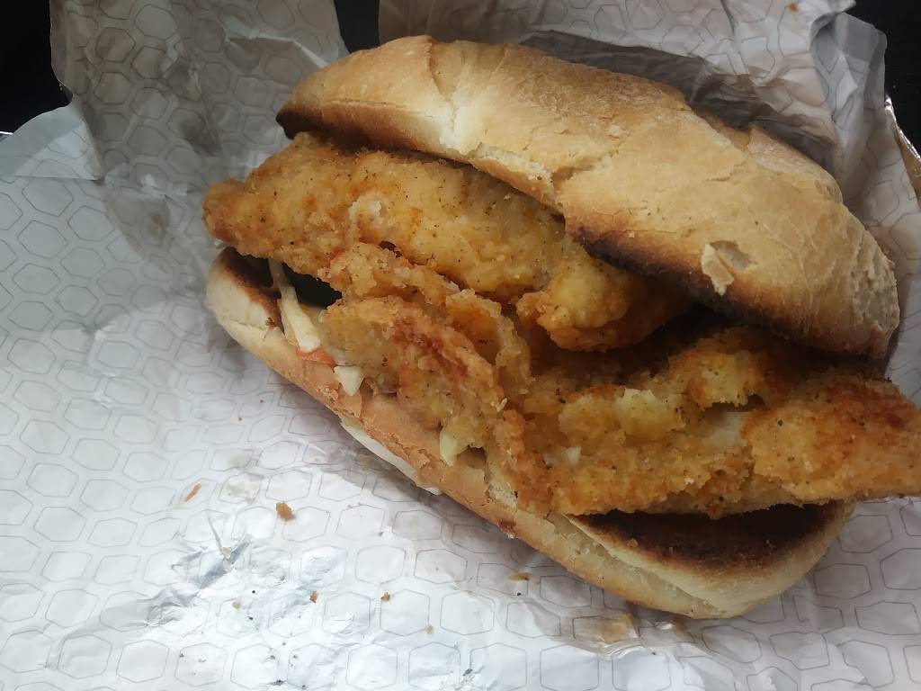 Jack in the Box | restaurant | 903 Probandt, San Antonio, TX 78204, USA | 2102234415 OR +1 210-223-4415