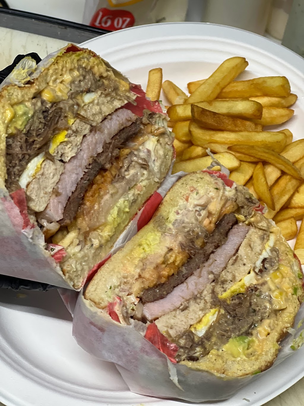 El Point | restaurant | 5990 Winkler Rd, Fort Myers, FL 33919, USA | 2396671694 OR +1 239-667-1694