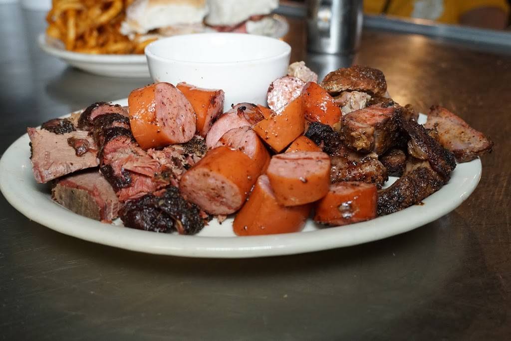 Rib Hut East | restaurant | J, 12302 Montana Ave Ste 901-903, El Paso, TX 79938, USA | 9155260494 OR +1 915-526-0494