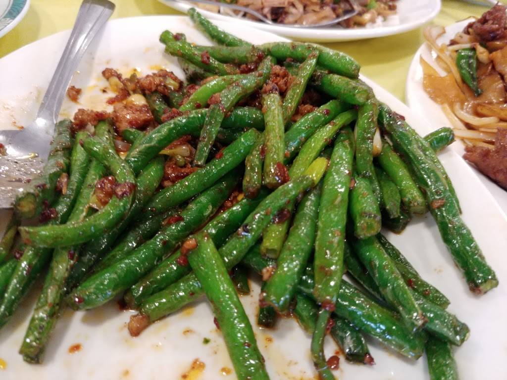 Happy Dragon Chinese Restaurant | restaurant | 707 NE 82nd Ave, Portland, OR 97220, USA | 5032563828 OR +1 503-256-3828