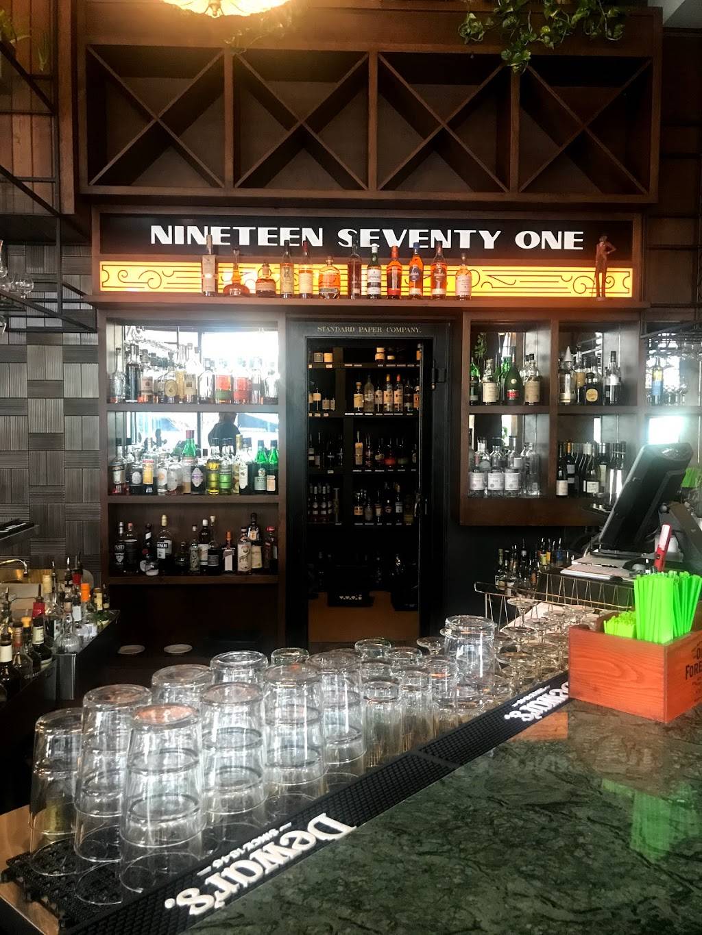 Fauntleroy MKE | restaurant | 316 N Milwaukee St, Milwaukee, WI 53202, USA | 4142699908 OR +1 414-269-9908