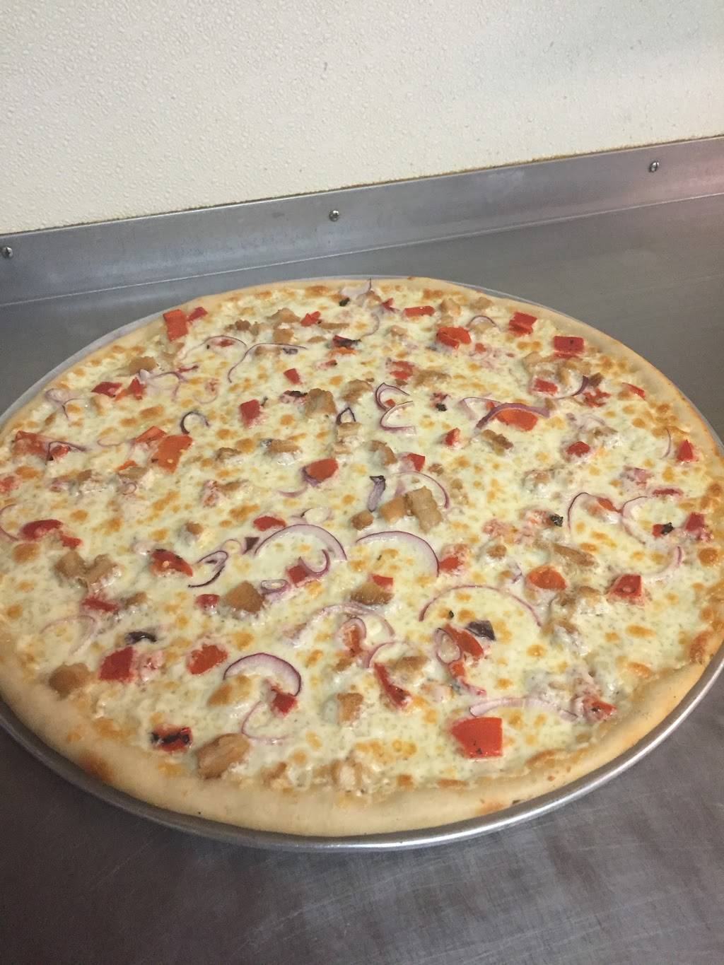 Docs Pizzeria & Fish Fry | restaurant | 3797 Milton Ave, Camillus, NY 13031, USA | 3154872698 OR +1 315-487-2698