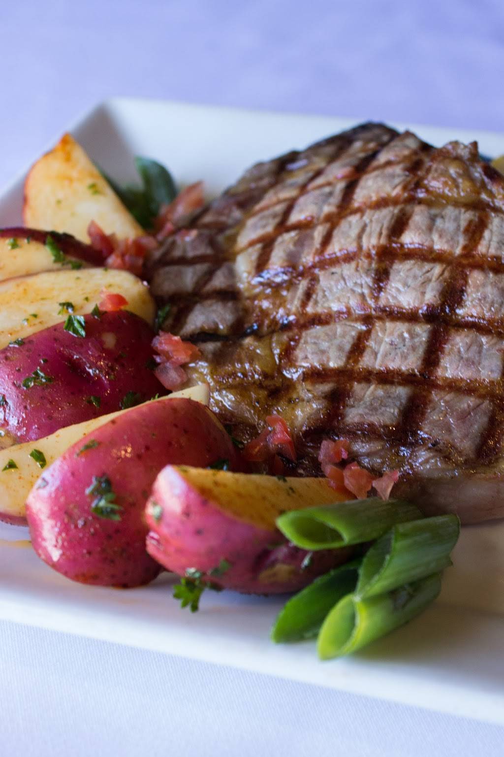 Oscars | restaurant | 207 W 5th N St, Summerville, SC 29483, USA | 8438713800 OR +1 843-871-3800