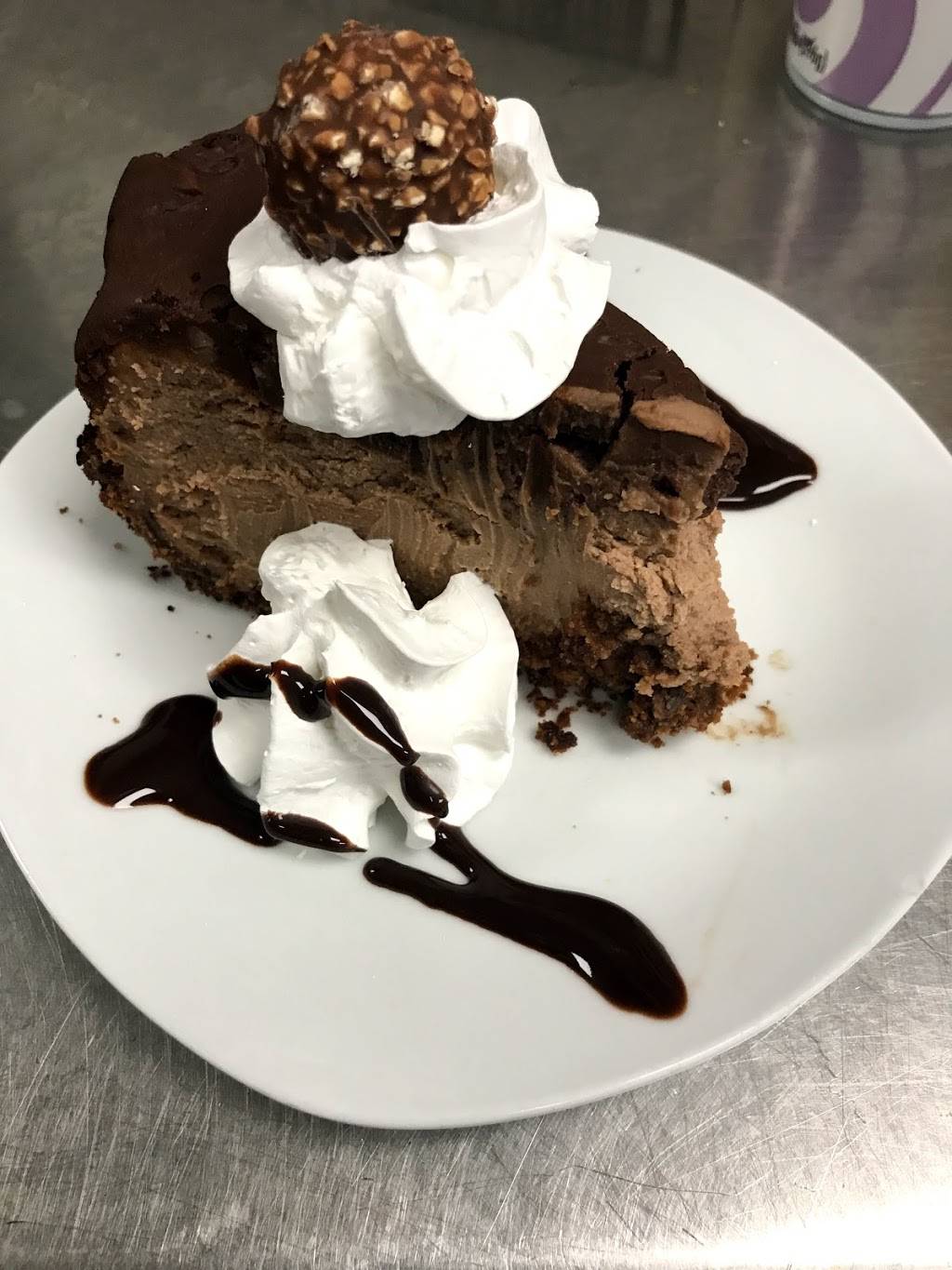 Byrnes Irish Pub | restaurant | 16 Station Ave, Brunswick, ME 04011, USA | 2077299400 OR +1 207-729-9400