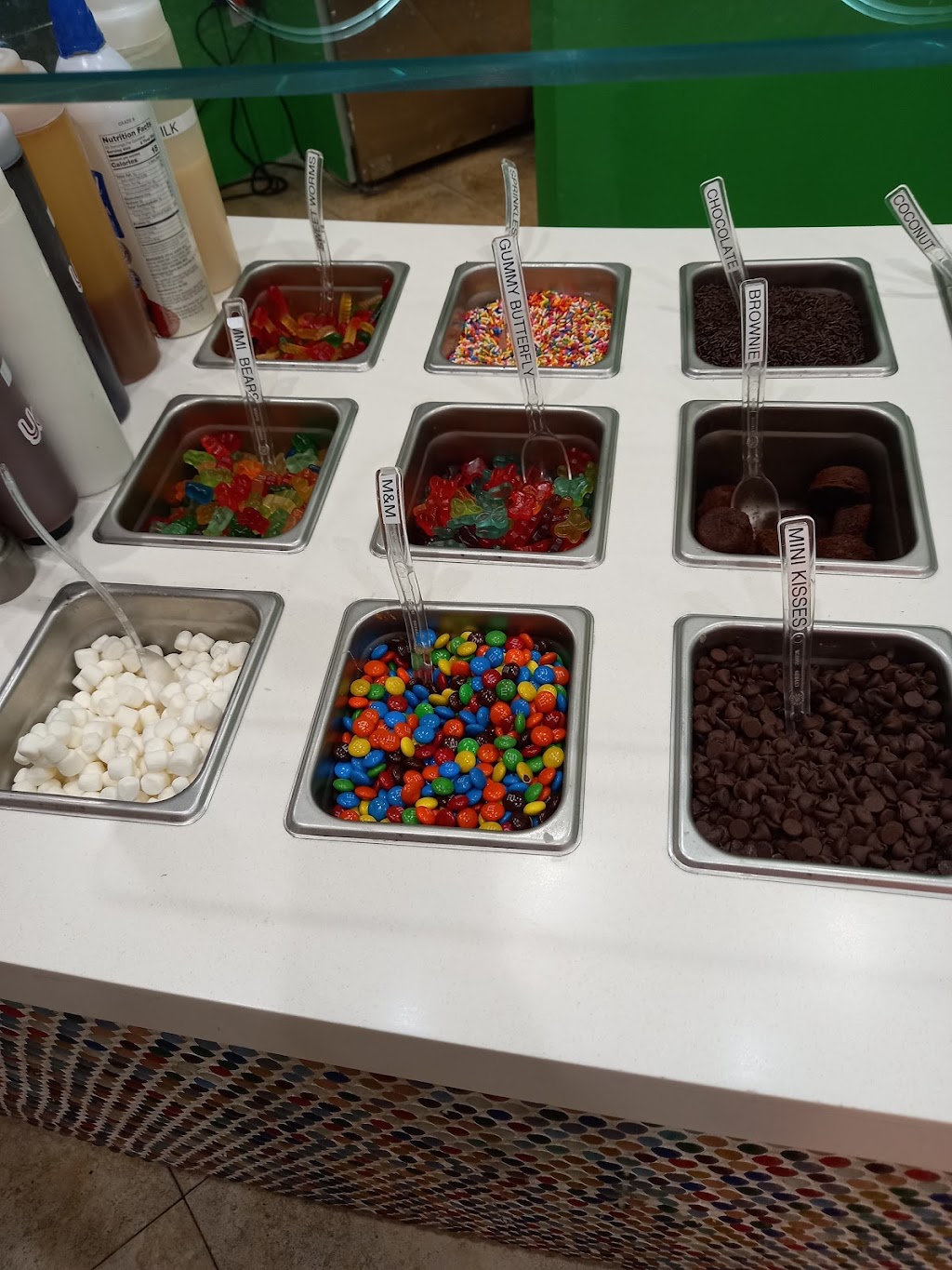 Yogurt Life | restaurant | 7795 W Flagler St, Miami, FL 33144, USA | 7866143474 OR +1 786-614-3474