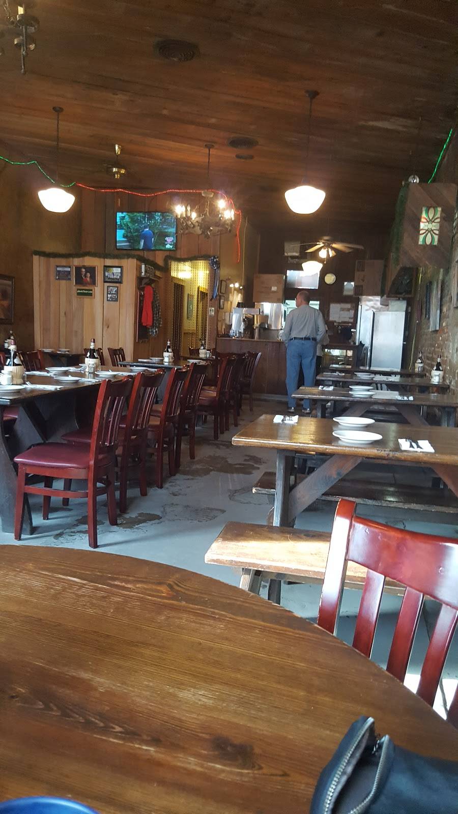 Anthonys Italian Restaurant | restaurant | 117 Mill St, Whiteville, NC 28472, USA | 9109146142 OR +1 910-914-6142