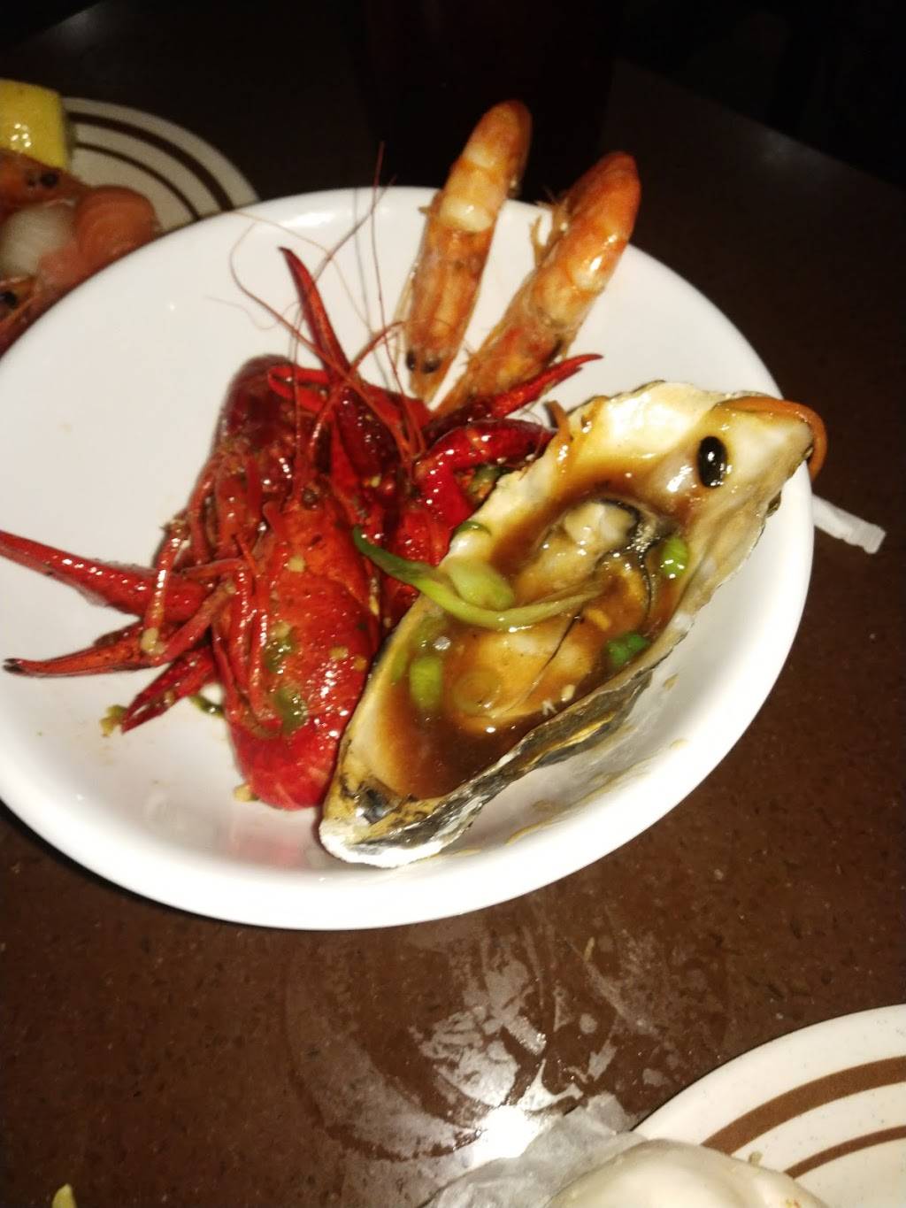 Lins Fusion | restaurant | 5155 N Blackstone Ave, Fresno, CA 93710, USA | 5592228478 OR +1 559-222-8478