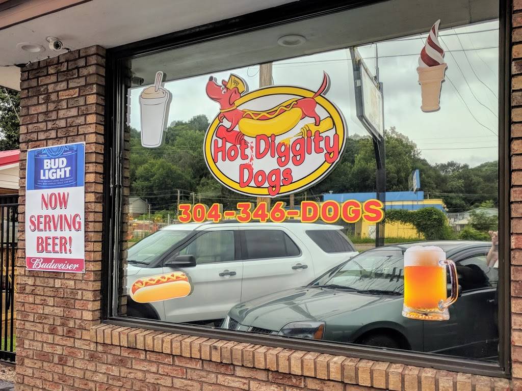 Hot Diggity Dogs | restaurant | 2313 7th Ave, Charleston, WV 25387, USA | 3043463647 OR +1 304-346-3647