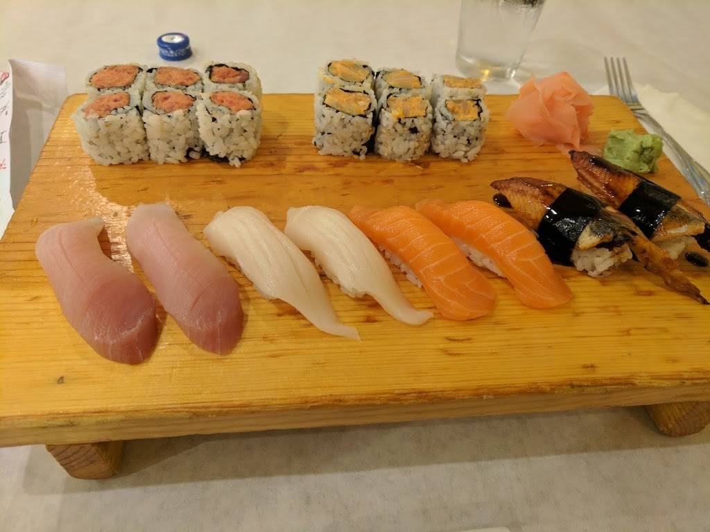 TLS Four Seasons | restaurant | 110 W Bartlett Ave, Bartlett, IL 60103, USA | 6308301988 OR +1 630-830-1988