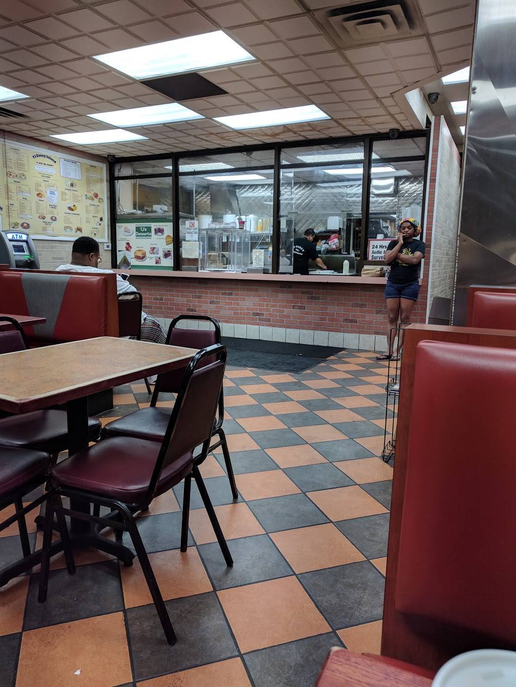 T & J Coney Island | restaurant | 20601 Eight Mile Rd, Detroit, MI 48219, USA | 3135330353 OR +1 313-533-0353